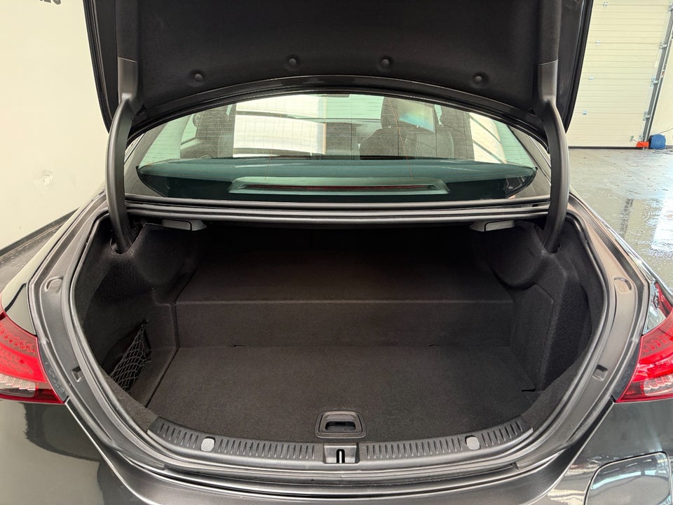 Mercedes E300 e 2,0 Avantgarde aut. 4d