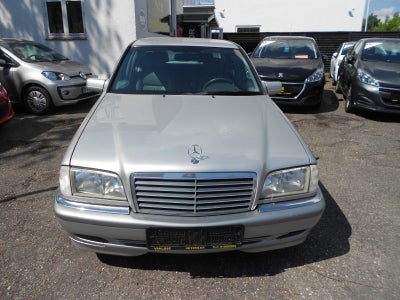 Annonce: Mercedes C240 2,4 Elegance - Pris 99.900 kr.