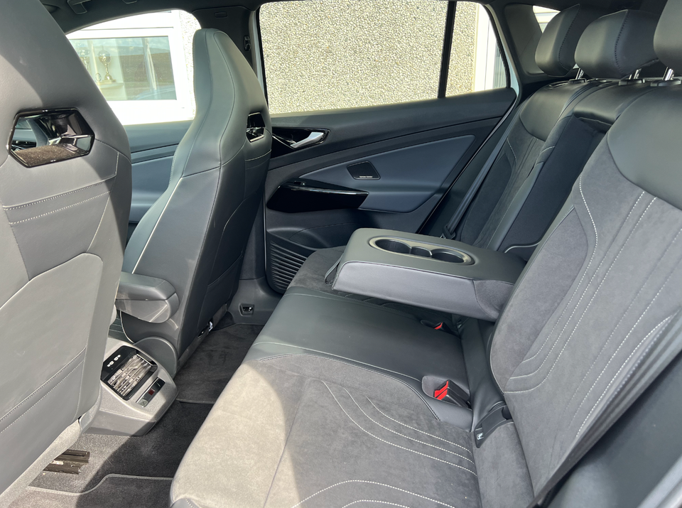 VW ID.4 77 Pro Style+ 5d