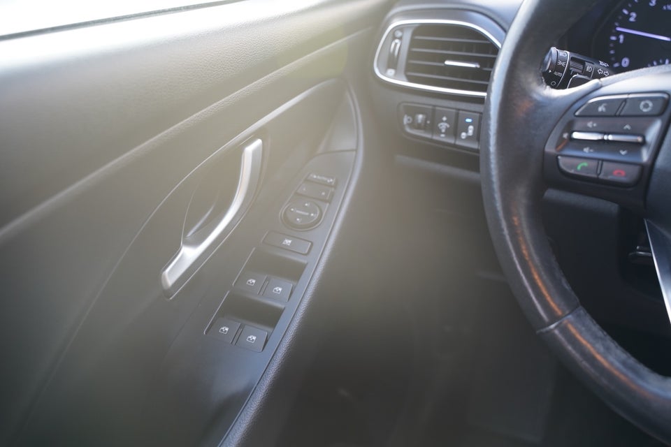 Hyundai i30 1,4 T-GDi Trend Fastback DCT 5d