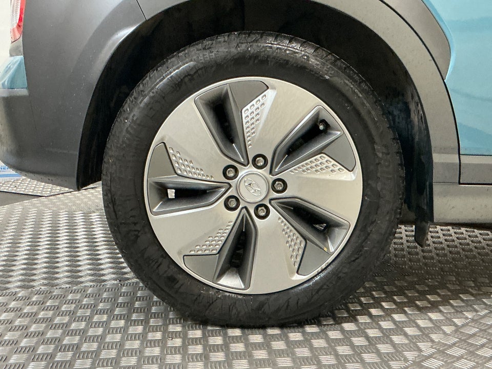 Hyundai Kona 64 EV Advanced 5d