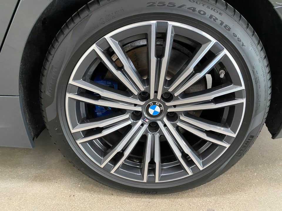 BMW 330i 2,0 Touring M-Sport aut. 5d