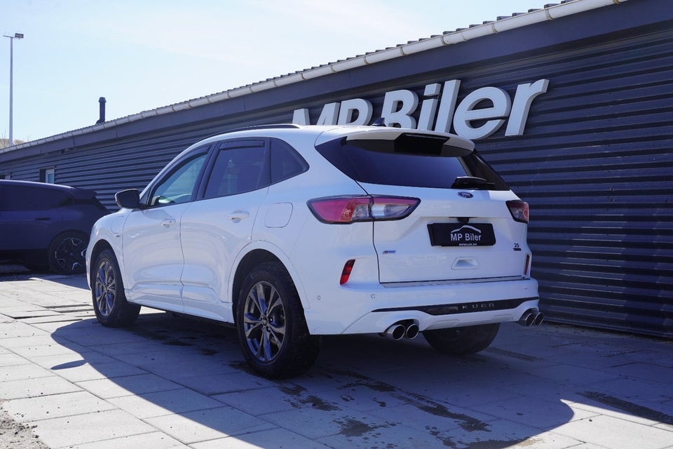 Ford Kuga 2,5 PHEV ST-Line X CVT 5d