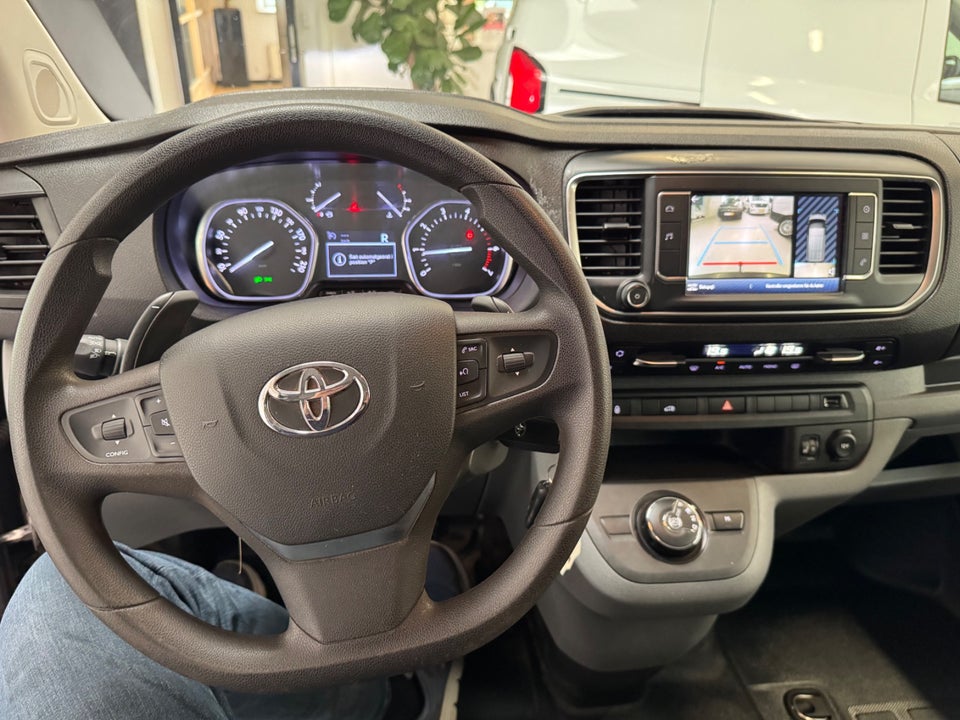 Toyota ProAce 2,0 D 177 Long Comfort Master aut. 6d