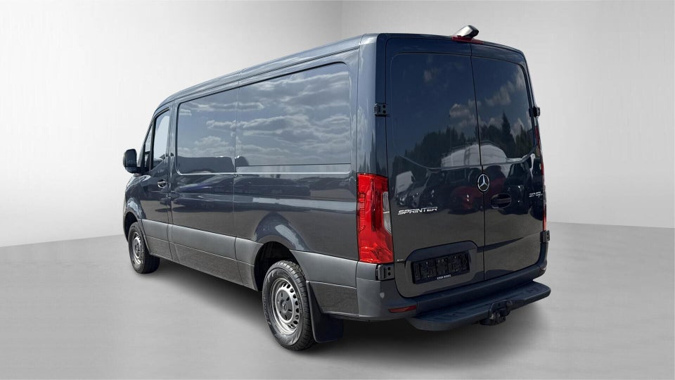 Mercedes Sprinter 317 2,0 CDi A2 Kassevogn aut. RWD