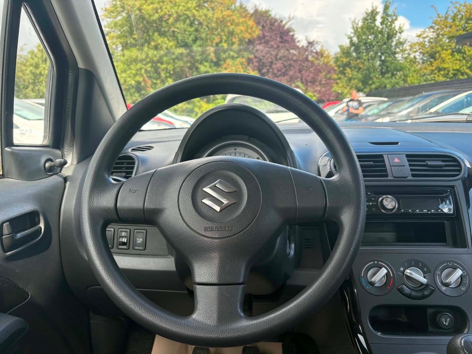 Suzuki Splash 1,0 GL 5d