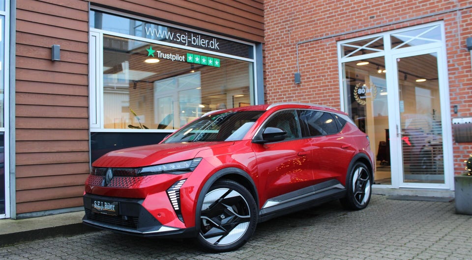 Renault Scenic E-Tech 87 Iconic 5d