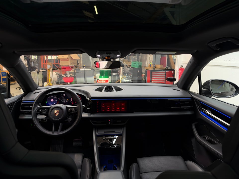 Porsche Macan 5d