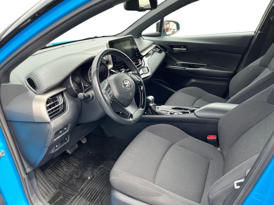 Toyota C-HR 1,8 Hybrid C-LUB Premium CVT 5d