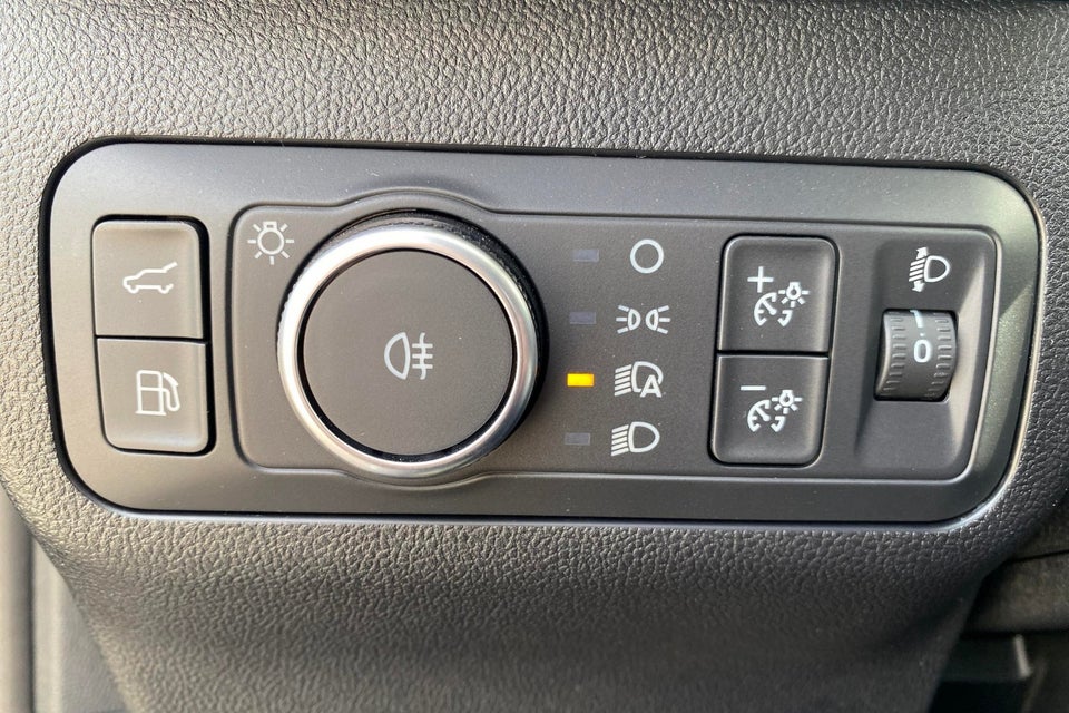 Ford Kuga 2,5 HEV ST-Line X CVT 5d