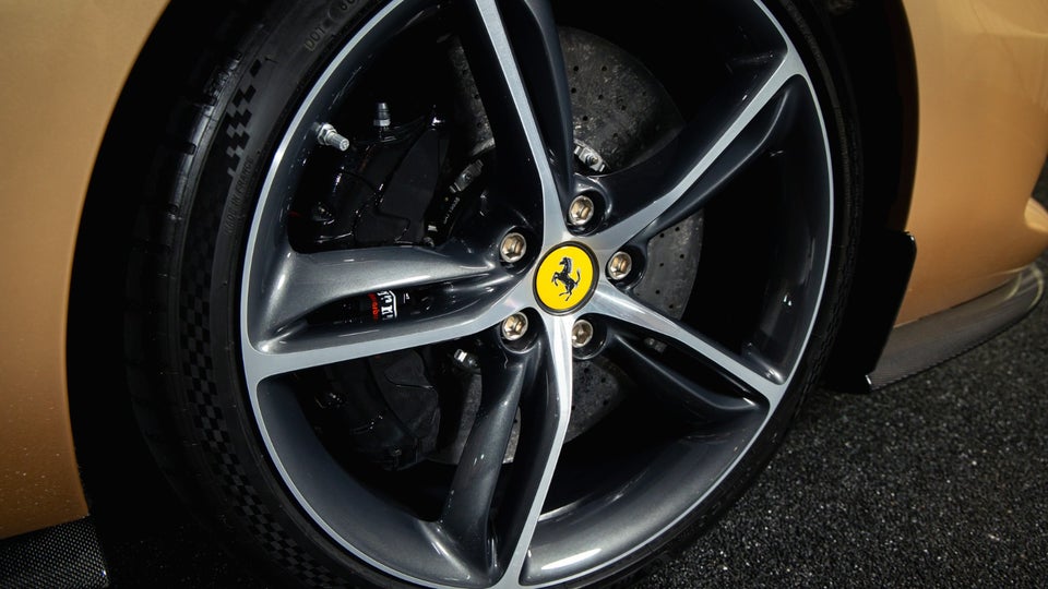 Ferrari 296 GTB 2,9 DCT 2d