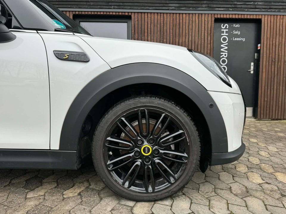 MINI Cooper SE Yours Trim 3d