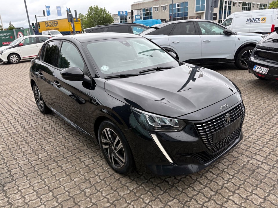 Peugeot 208 1,5 BlueHDi 100 Allure Sky 5d