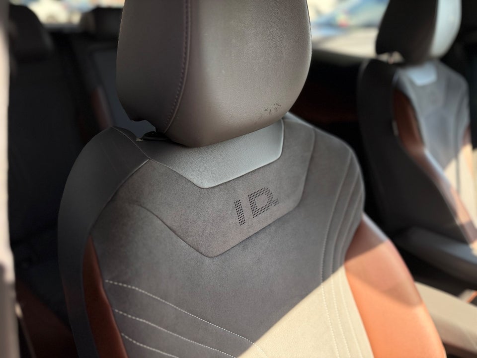 VW ID.4 77 1ST Pro 5d