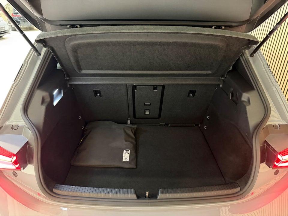 Cupra Born 58 e-Boost Dinamica Pack 5d