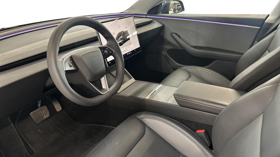 Tesla Model 3 RWD 4d