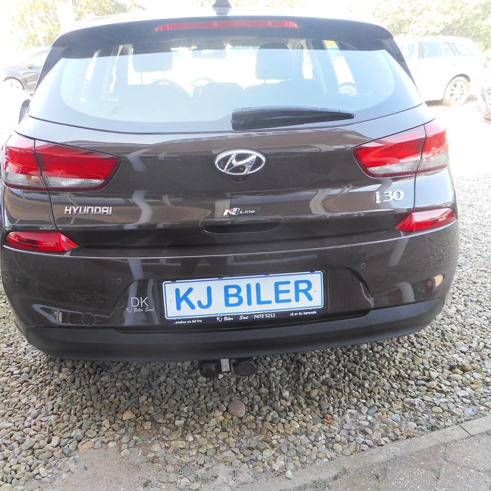 Hyundai i30 1,6 CRDi 110 Premium DCT 5d