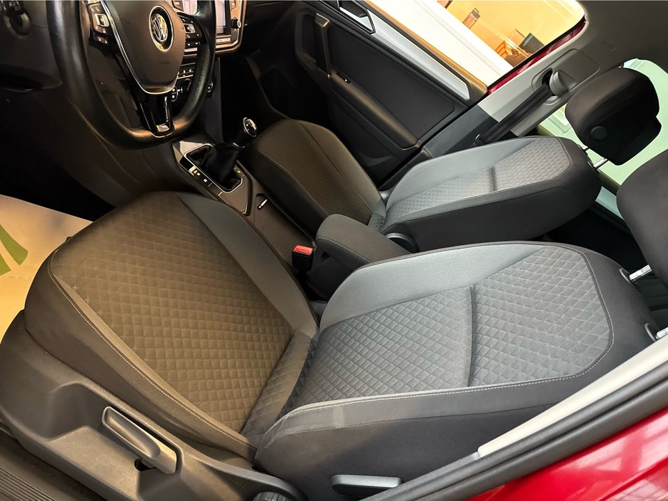 VW Tiguan 2,0 TDi 115 Comfortline 5d