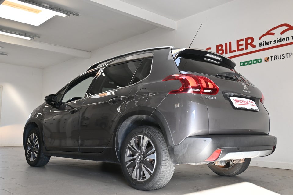 Peugeot 2008 1,6 BlueHDi 100 Allure Sky 5d