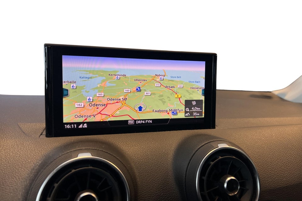 Audi Q2 35 TFSi Prestige S-tr. 5d