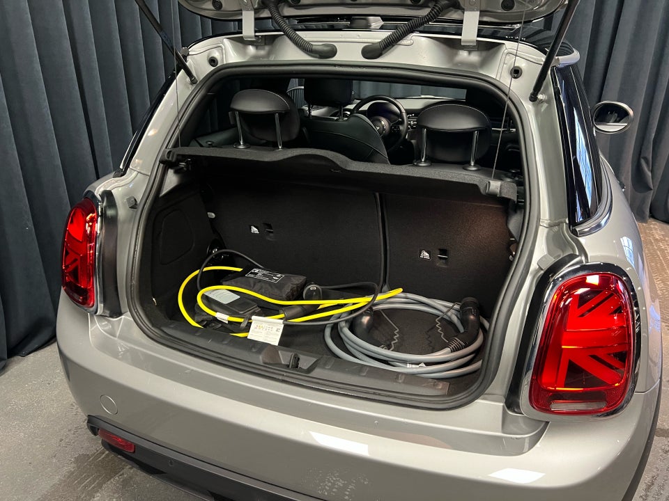 MINI Cooper SE Camden Edition 3d