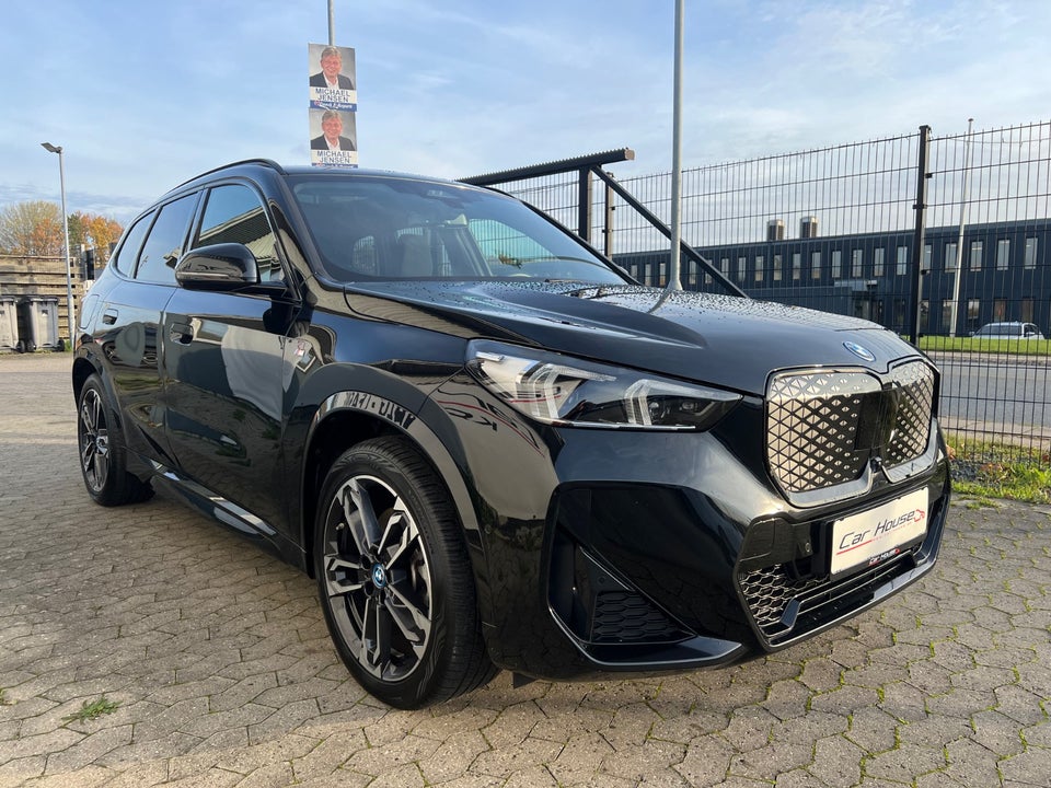 BMW iX1 xDrive30 M-Sport Premium 5d