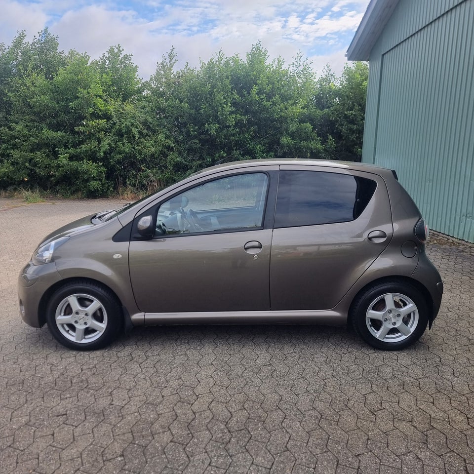 Toyota Aygo 1,0 VVT-i T1 5d