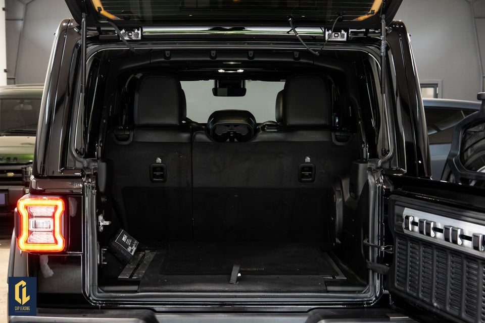 Jeep Wrangler Unlimited 2,0 T Sahara aut. 4x4 5d