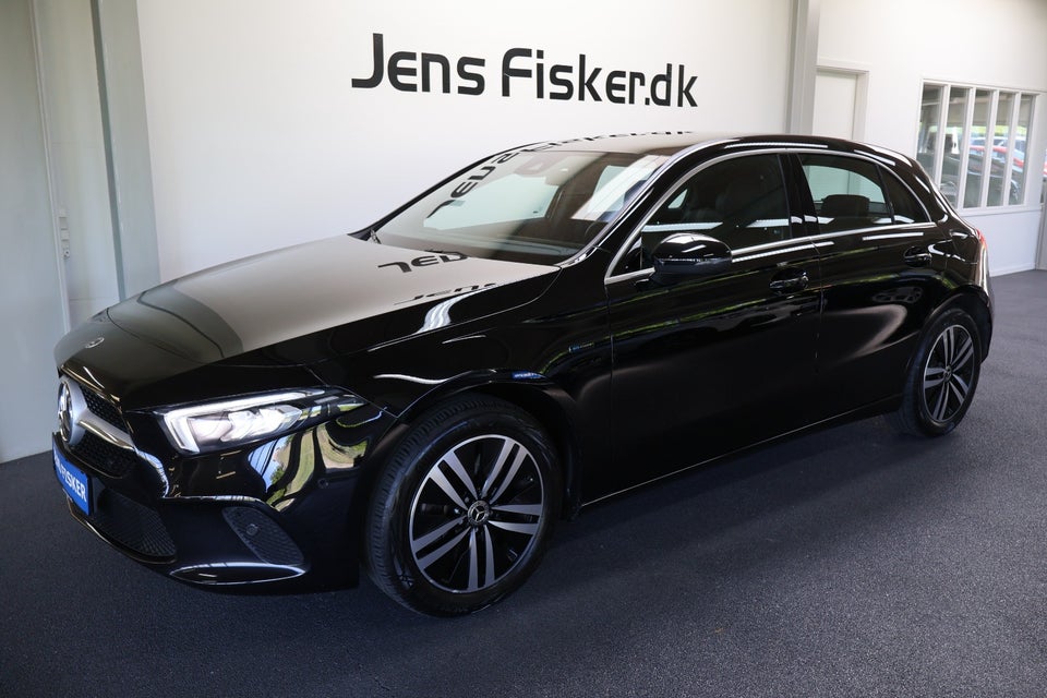 Mercedes A250 e 1,3 Progressive aut. 5d