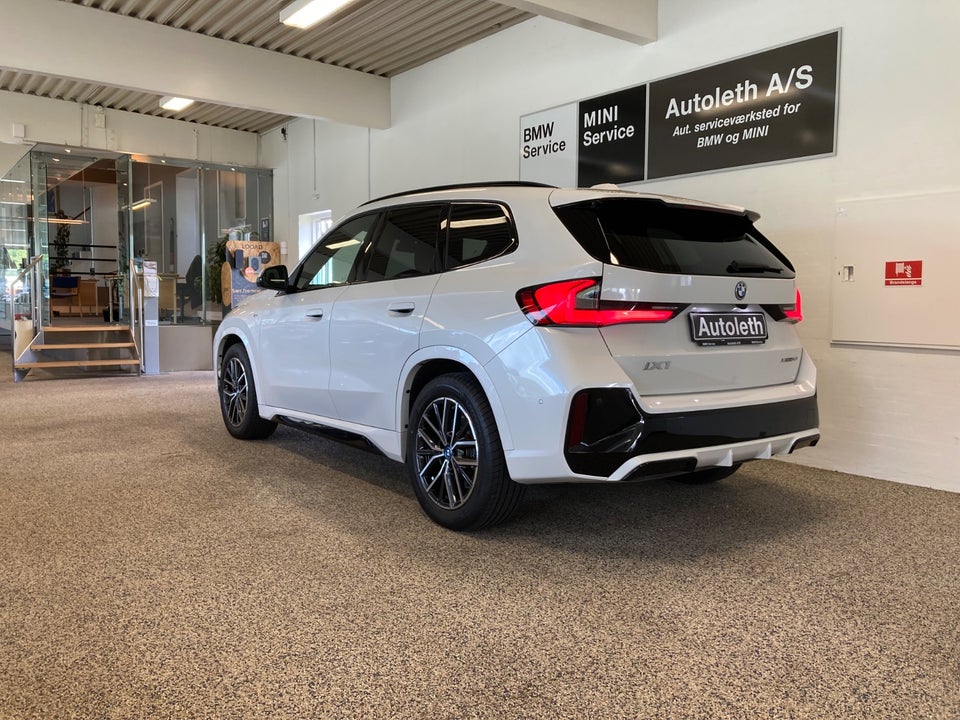 BMW iX1 xDrive30 M-Sport 5d