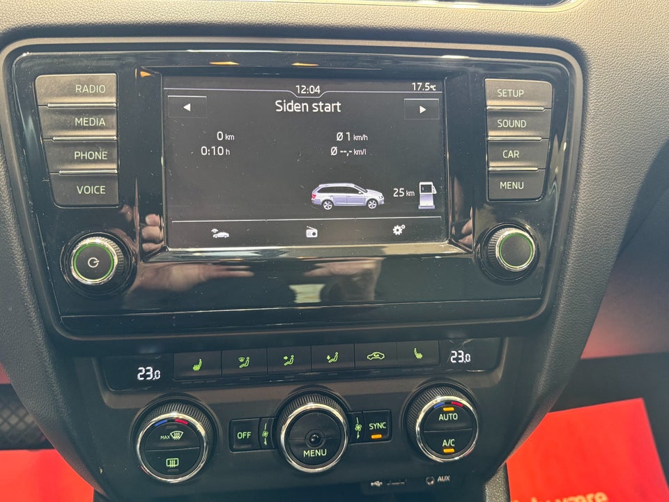 Skoda Octavia 2,0 TDi 150 Ambition Combi DSG 5d