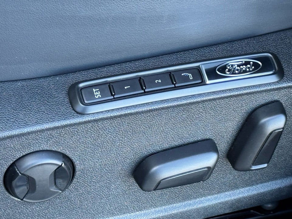 Ford Capri 77 Premium Extended Range 5d