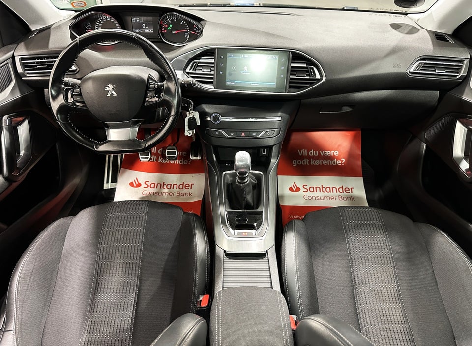 Peugeot 308 1,6 BlueHDi 120 Allure Sky 5d