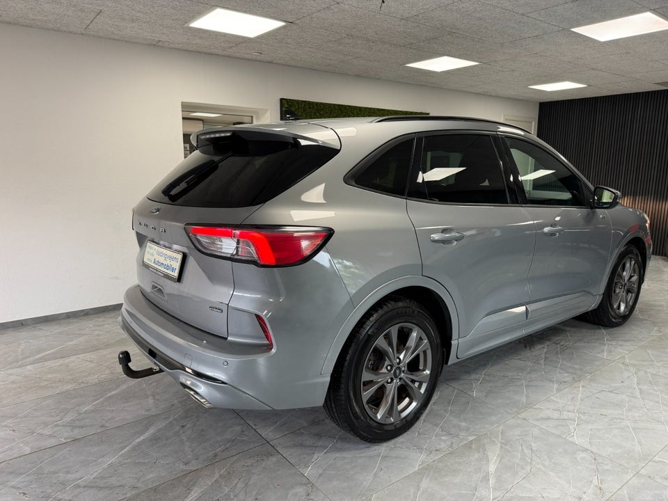 Ford Kuga 2,5 PHEV ST-Line CVT 5d
