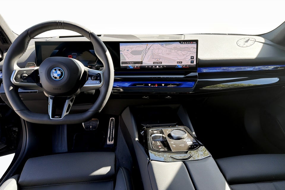 BMW i5 eDrive40 Touring Supercharged 5d