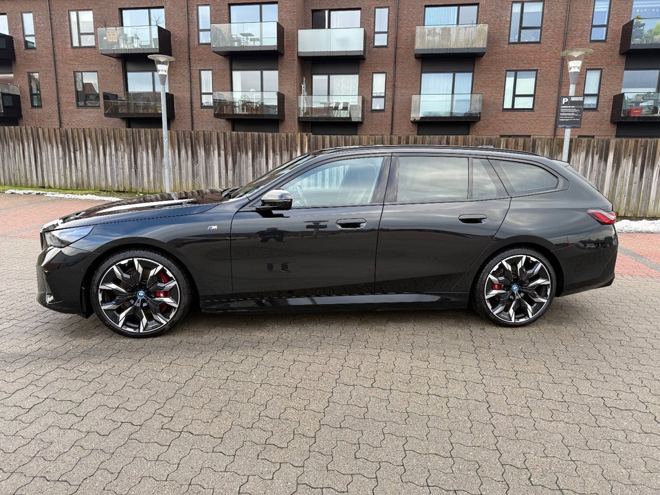 BMW i5 eDrive40 Touring M-Sport Pro 5d
