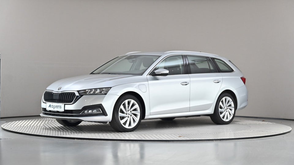 Skoda Octavia 1,4 TSi iV Plus Combi DSG 5d