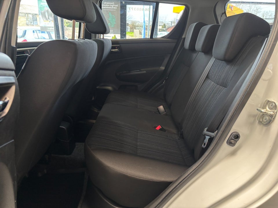 Suzuki Swift 1,2 Dualjet Fun 5d