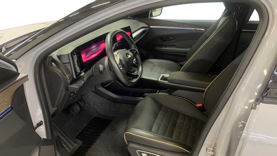 Renault Megane E-Tech 60 Iconic 5d