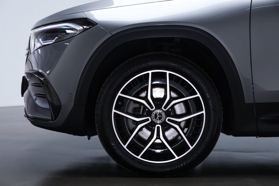 Mercedes EQB300 AMG Line 4Matic 5d