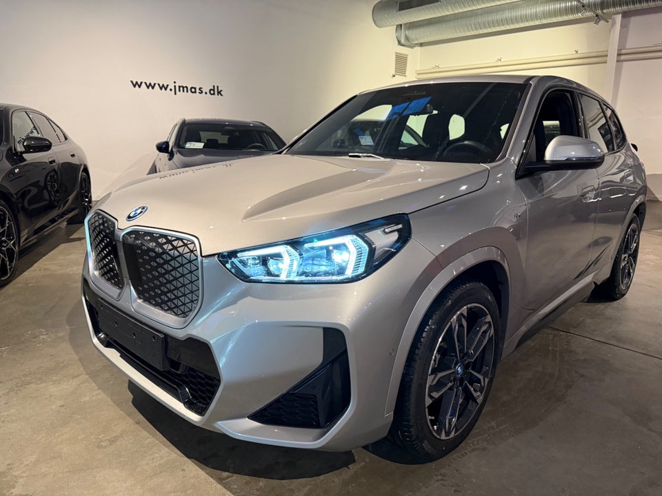 BMW iX1 eDrive20 M-Sport 5d