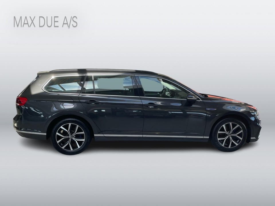 VW Passat 1,4 GTE High DSG 4d