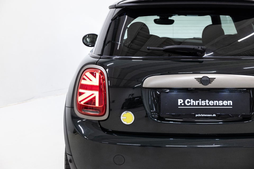 MINI Cooper SE Resolute Edition 3d
