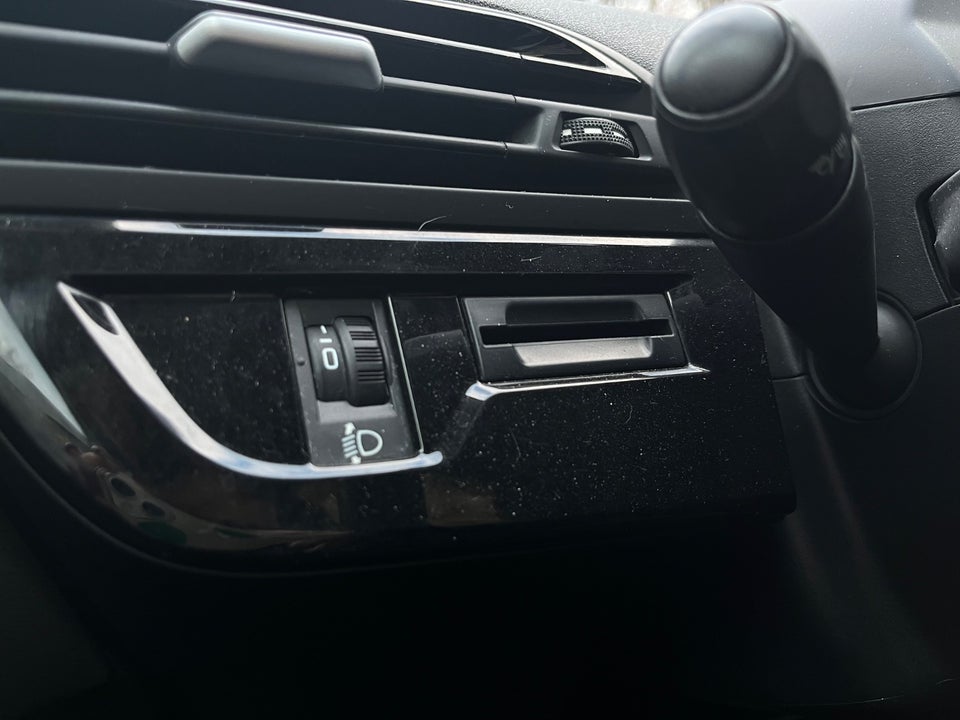 Citroën Grand C4 SpaceTourer 1,5 BlueHDi 130 Iconic EAT8 Van 5d