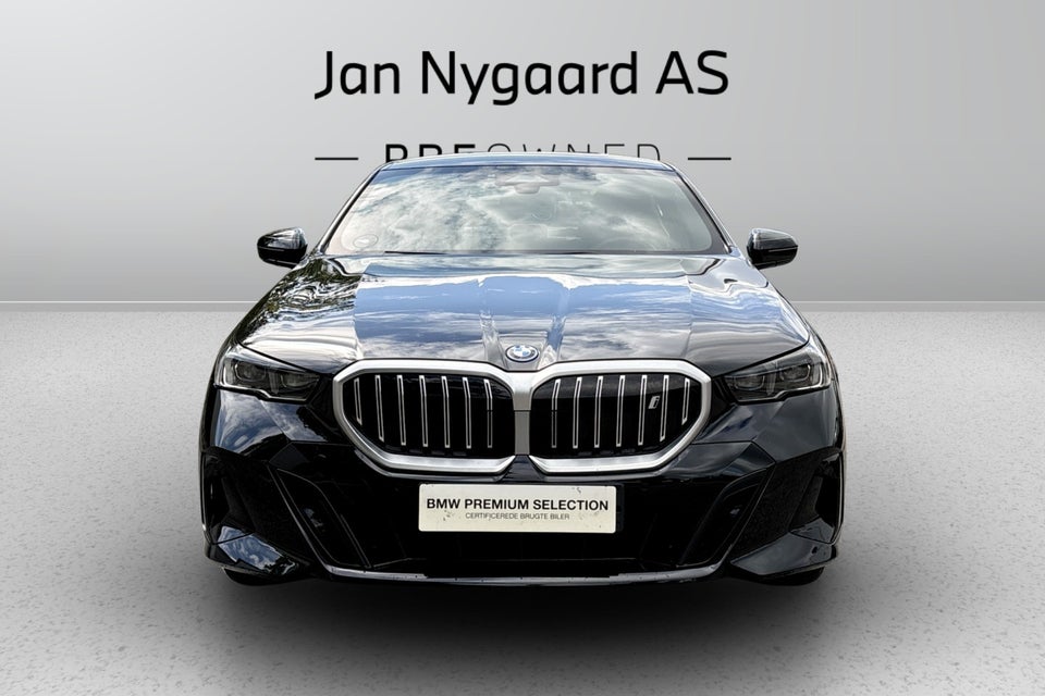 BMW i5 eDrive40 M-Sport 4d