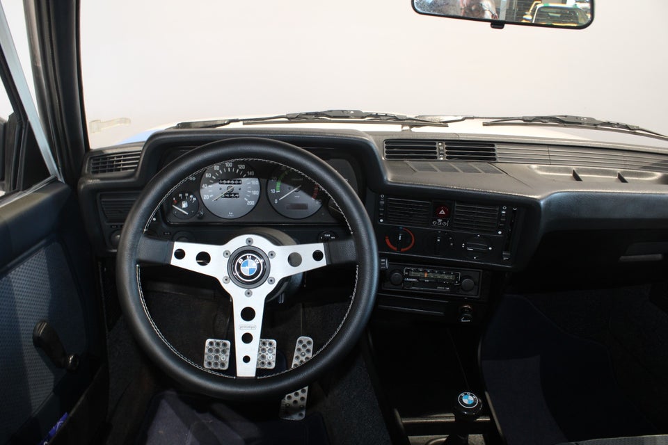 BMW 320 2,0  2d