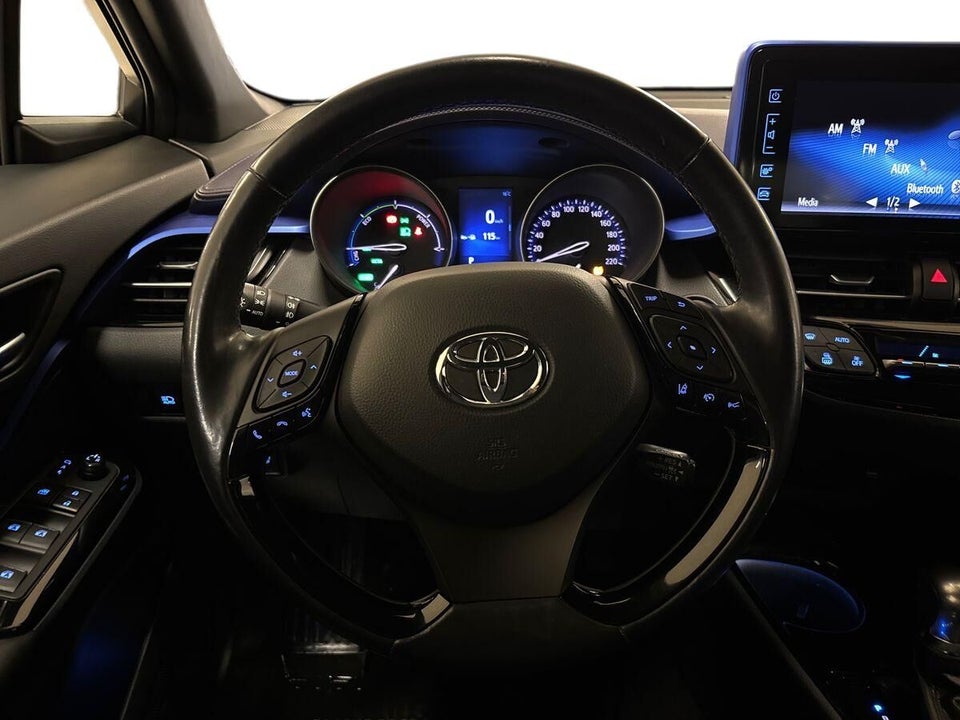 Toyota C-HR 1,8 Hybrid C-ULT CVT 5d