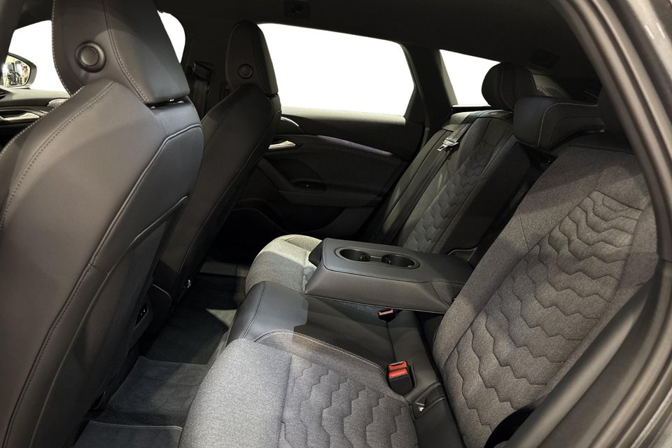 Audi A6 e-tron S-line plus Avant 5d