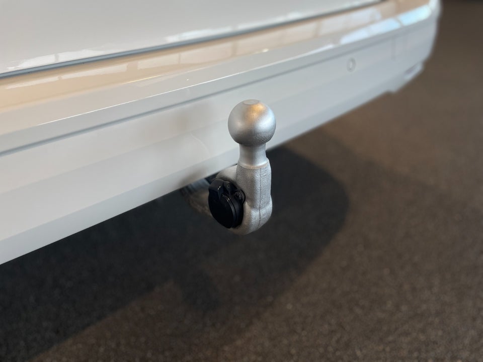 VW Multivan 1,4 eHybrid Life DSG kort