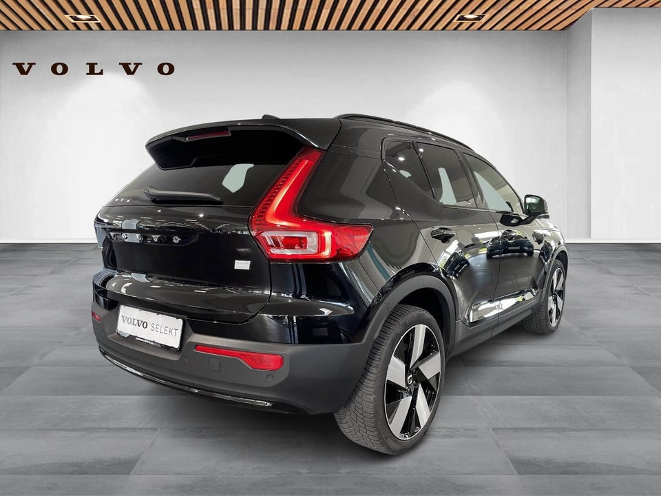 Volvo XC40 ReCharge Extended Range Plus 5d